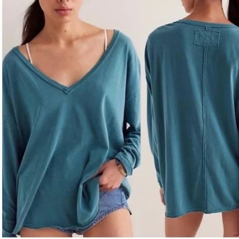 NWOT FREE PEOPLE We The Free Nina V-Neck Long-Sleeve Tee Harbor Teal